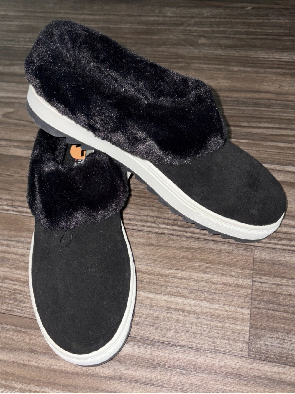 Blondo Suri Black Suede Leather Waterproof Shoes Faux Fur Lining and Trim Sz 7